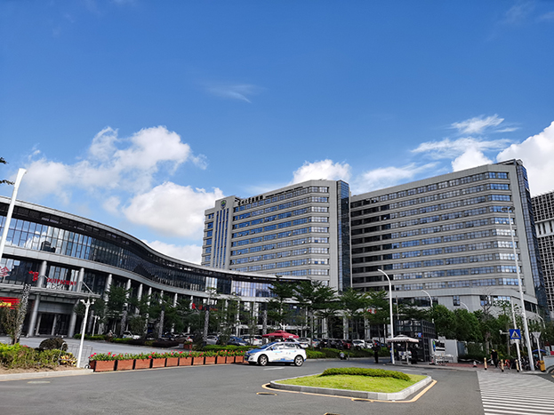 【献礼深圳特区建立40周年】推动医疗建设发展 B体育(中国)助力深圳特区打造医疗卫生高地